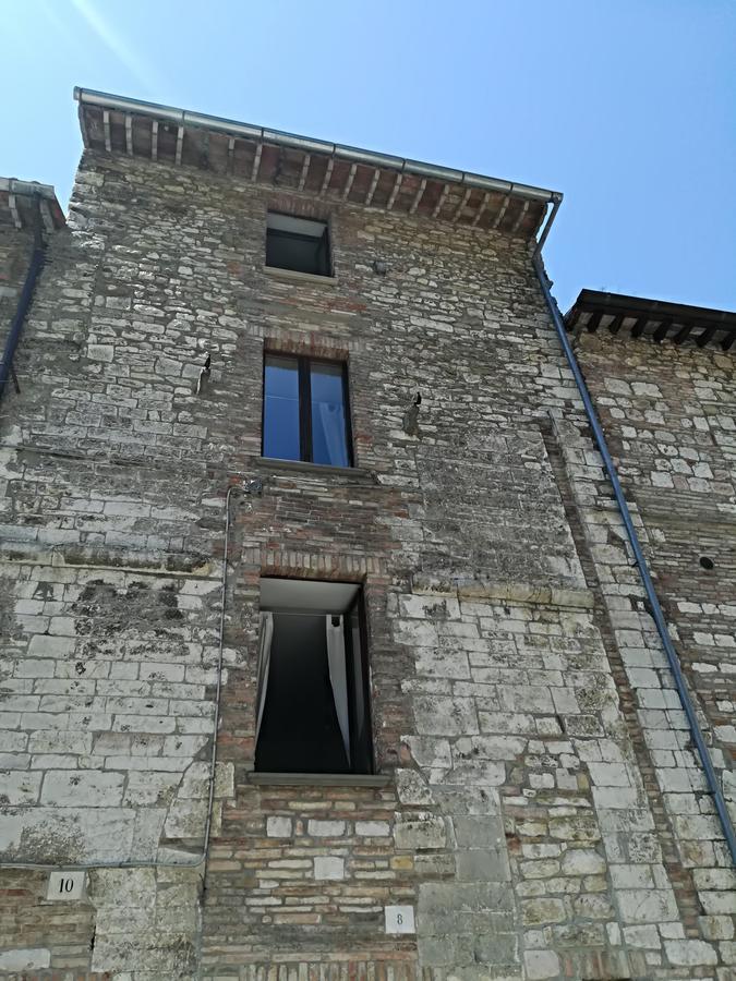 Hotel Civico 10 Gubbio Exterior foto